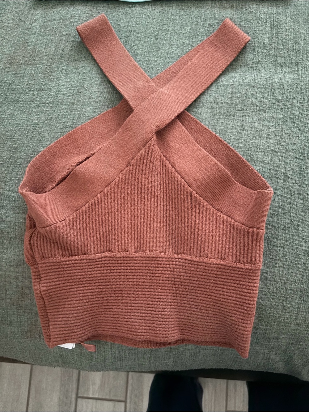 Abercrombie & Fitch Rust/Brown Ribbed Cross-Back Crop Top - Picture 2 of 3